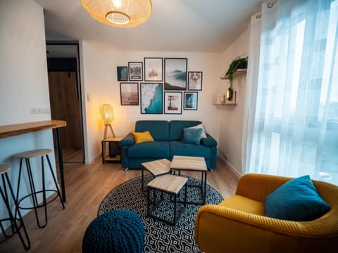 Living room, Spa and wellness centre/facilities, Seasons, Location, acessibility