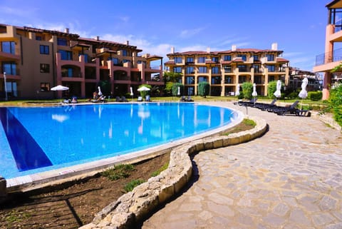 Property building, Pool view, Swimming pool