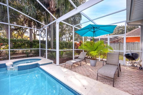 #3 Large 4 Bedroom 3 Bathroom Vacation House With Heated Swimming Pool House in Palm Harbor