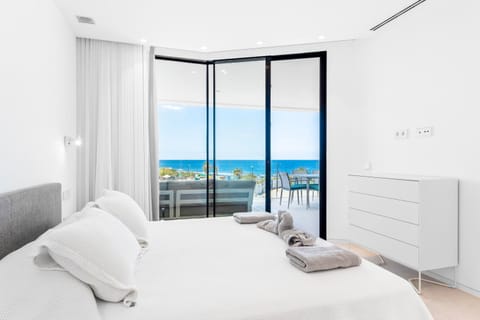 New Luxury Apartment First Line Sea View Apartment in Palm-Mar