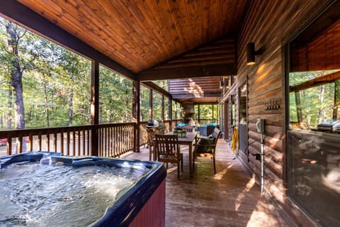 Serene 4BR Cabin in Broken Bow with Wi-Fi and TV Haus in Broken Bow