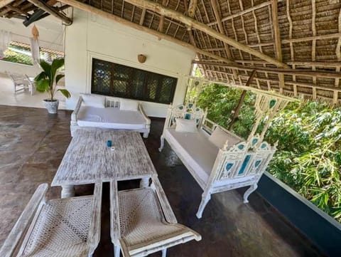 WHITE Nyumba Vacation rental in Malindi