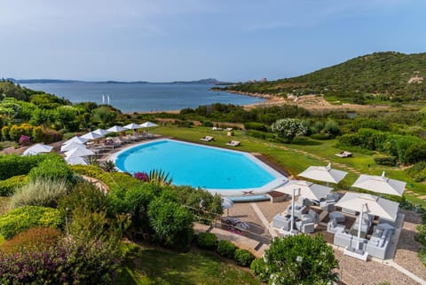 Bird's eye view, Swimming pool