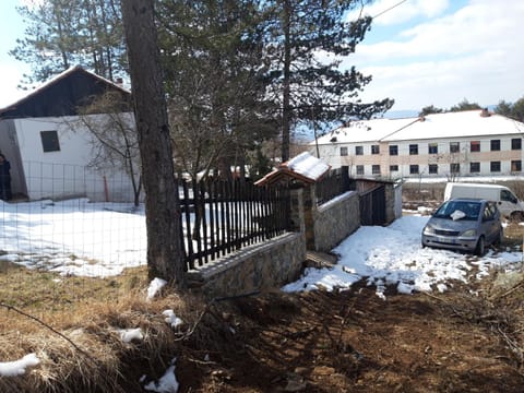 Property building, Winter