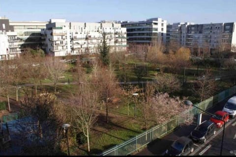 FRUITIERS3 Apartment in Saint-Denis, France