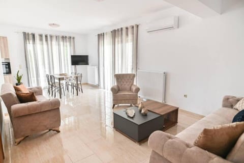 Oliva Apartment in Evros, Greece