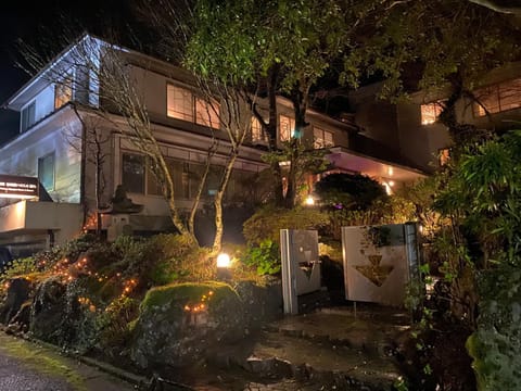 宮城野ハウス＆離れ Hotel in Hakone