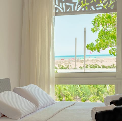 Bed, Bedroom, Sea view