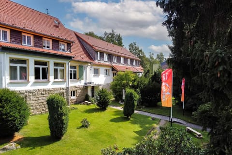 Property building, Natural landscape, Garden view