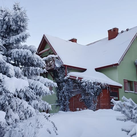 Property building, Winter