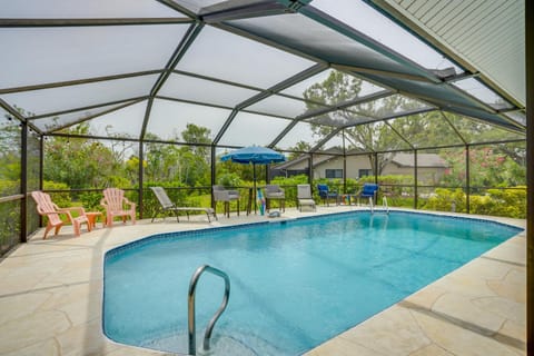 Fort Myers Coastal Retreat Lanai with Pool! House in Cape Coral