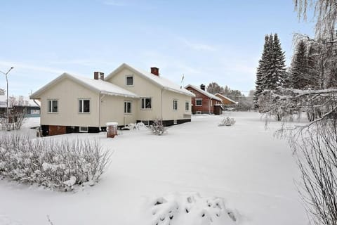 Property building, Winter