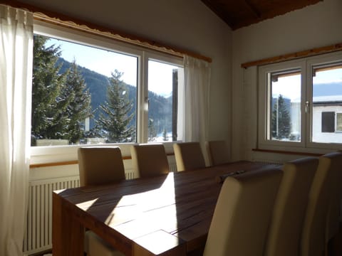Chalet Crestannes Apartment in Davos
