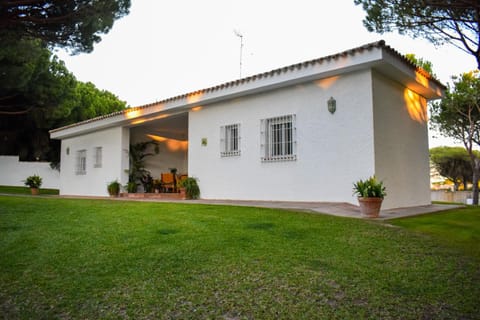 Alojamientos La Tortuga House in Chiclana de la Frontera