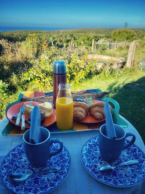 Natural landscape, Breakfast, Continental breakfast