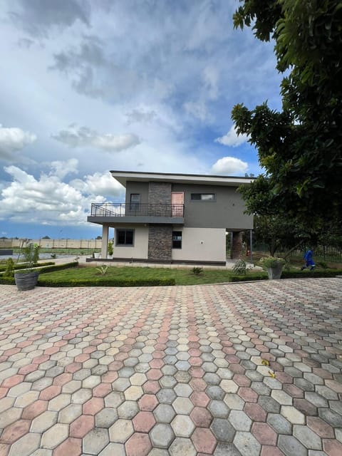 Property building, Garden view