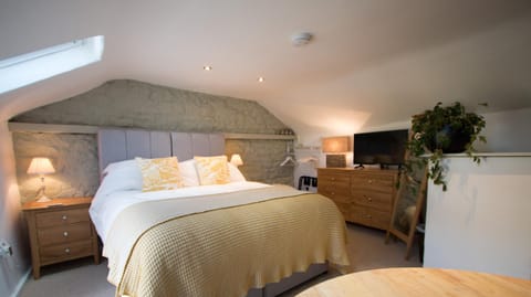 The Loft in the Malt Barn Chipping Campden Bed and Breakfast in Wychavon District