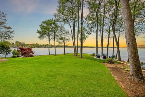 Paradise Peninsula House in Lake Norman