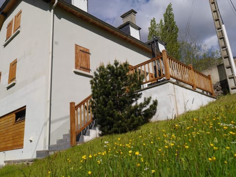 Maison de montagne proche Gavarnie 12-14 personnes House in Gavarnie-Gèdre