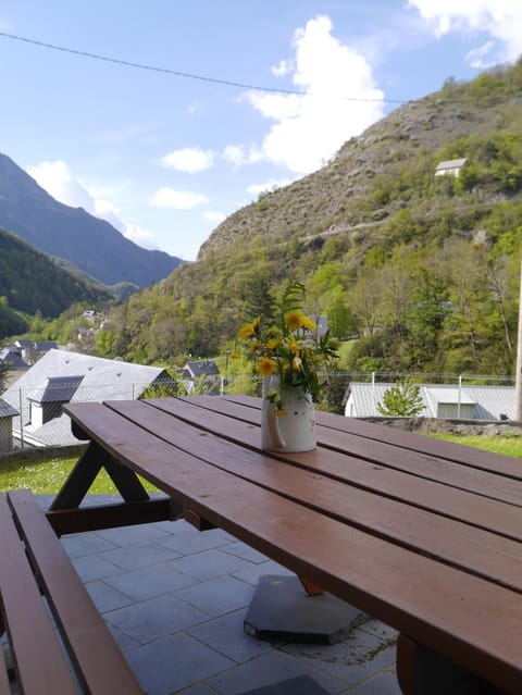 Maison de montagne proche Gavarnie 12-14 personnes House in Gavarnie-Gèdre