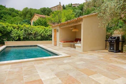 Patio, Natural landscape, BBQ facilities, Garden, Garden view, Pool view, Swimming pool, Swimming pool