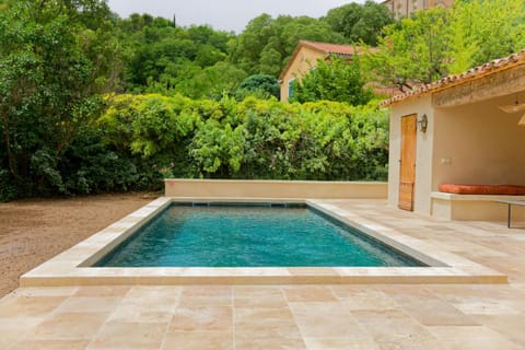 Natural landscape, Garden, Garden view, Pool view, Swimming pool, Swimming pool