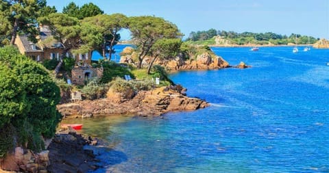 Camping maeva Respire Le Village Perrosien Campground/ 
RV Resort in Perros-Guirec