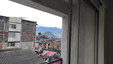 Balcony/Terrace, Mountain view