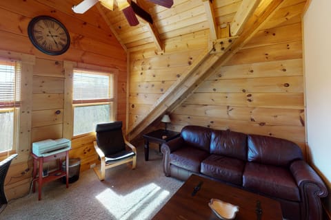Crocketts Cabin Casa in Norris Lake