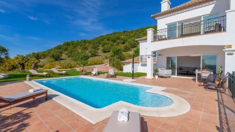 Villa Latina Golf Arcos de la Frontera by Ruralidays House in Sierra de Cádiz