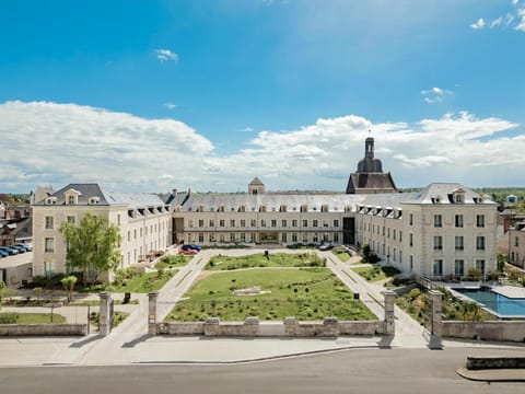 Property building, Facade/entrance, Bird's eye view, View (from property/room), View (from property/room), Garden view, Garden view