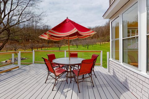 Bluebell Lake Retreat Maison in Castleton