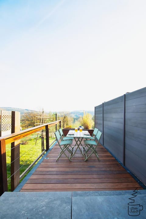 Balcony/Terrace, Garden view