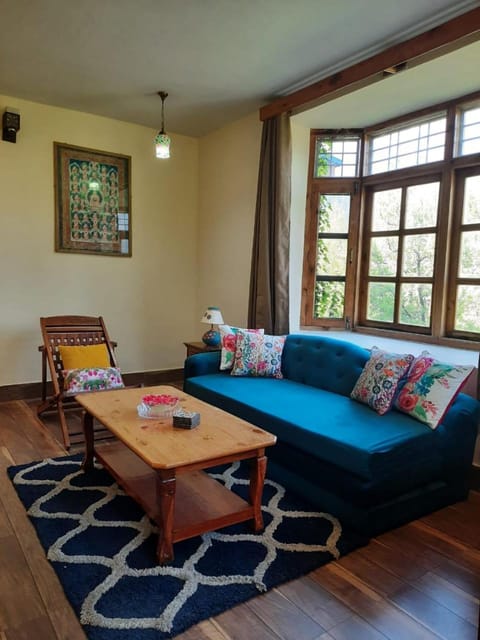 Cliffer Cottage: Make Mountains Memorable! Chalet in Manali