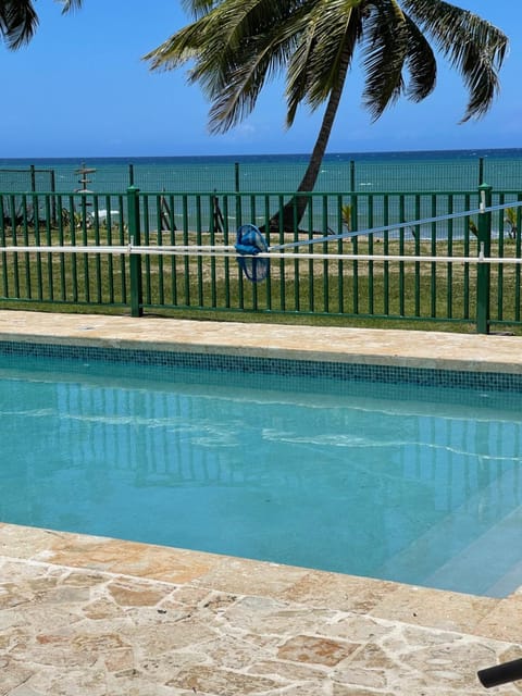 Pool view, Sea view