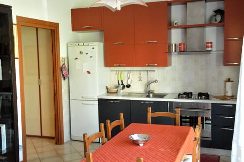 Ca 'nter Viale Apartment in Sarzana