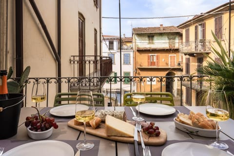 View (from property/room), Balcony/Terrace, Balcony/Terrace, Dining area, Dinner