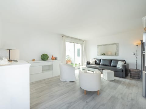 Apartment Turquoise-8 by Interhome Apartment in Cavalaire-sur-Mer