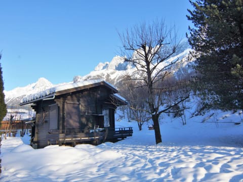 Holiday Home Les Mazots de La Renardiere by Interhome House in Les Houches