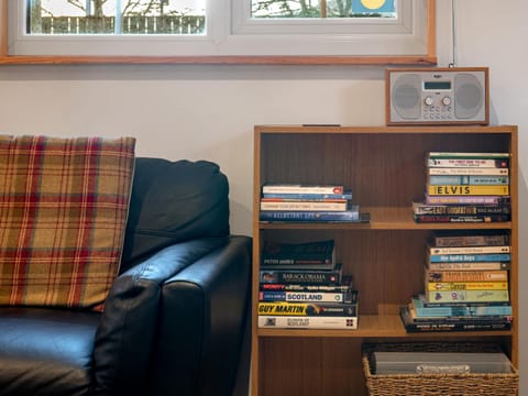 Holiday Home Loch Ness Wee Hideaway by Interhome House in Blairbeg Park