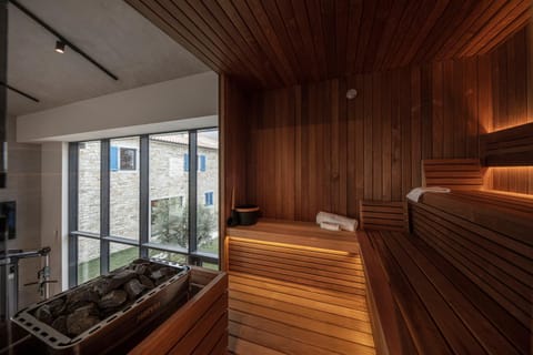 Sauna, Spa and wellness centre/facilities, Decorative detail