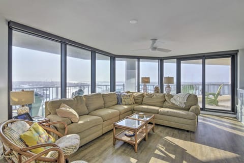 Port Aransas Condo with Panoramic Gulf Views! Apartment in Port Aransas