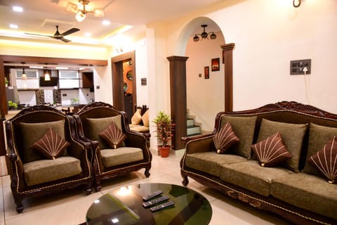 Ishaara Prime Villa - Personalized stay with amenities at heart of City Villa in Thiruvananthapuram