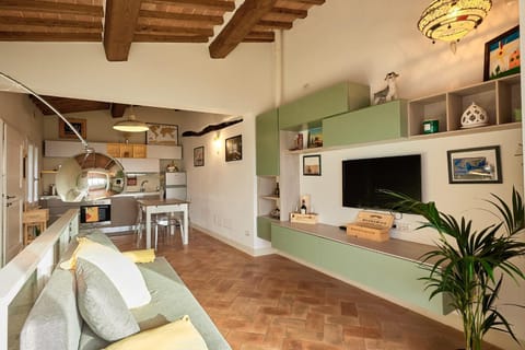 La finestra - centro storico Montepulciano, casa panoramica. House in Montepulciano