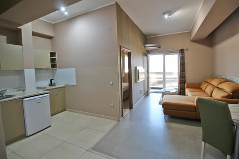 Balcony/Terrace, Kitchen or kitchenette, Living room, Dining area