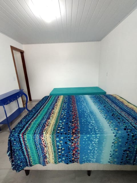 Apartamento em chácara próximo as praias com piscina e quiosque com internet Condo in São Francisco do Sul