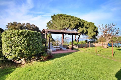 Shower, Patio, Natural landscape, Garden, Garden, Balcony/Terrace, Garden view, Garden view, Sea view, Sea view
