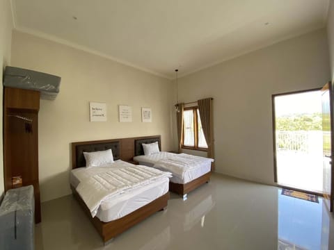 The Alyssa Villa, Luxury Family Villa Villa in Batu