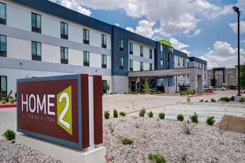 Home2 Suites By Hilton Burleson Hotel in Burleson