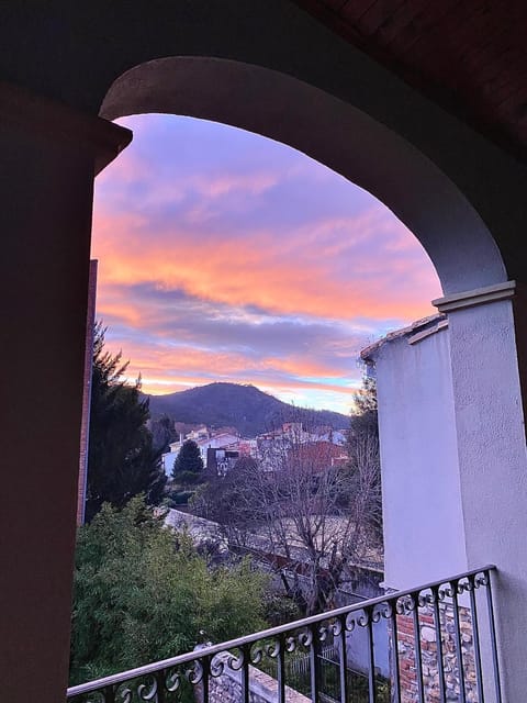 View (from property/room), Balcony/Terrace, Mountain view